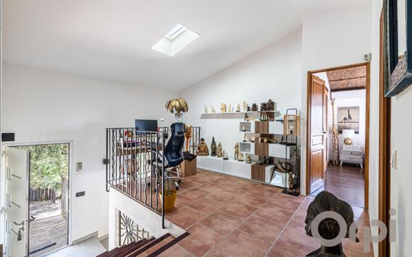 Maison à vendre    5 pièces • 134 m2 Colomars
