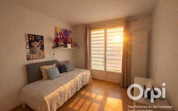 Appartement à vendre    3 pièces • 67,77 m2 Montigny-le-Bretonneux