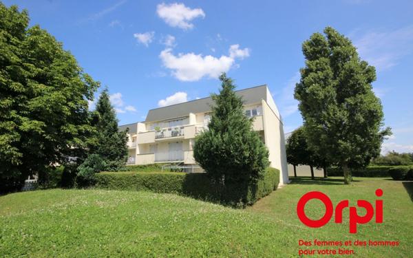 Appartement à vendre    3 pièces • 67,77 m2 Montigny-le-Bretonneux