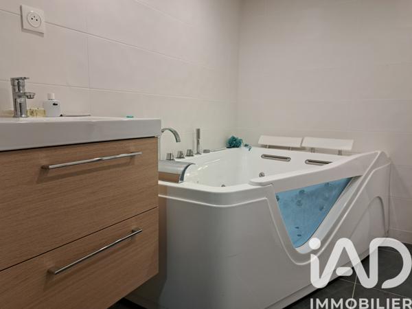 Maison à vendre 7 pièces 156 m² Montbizot