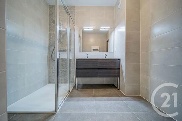 Appartement F4 à vendre  4 pièces - 140,82 m 2   METZ  - 57