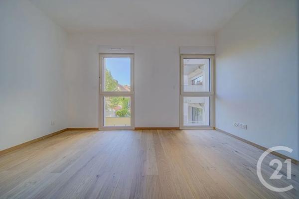 Appartement F4 à vendre  4 pièces - 140,82 m 2   METZ  - 57