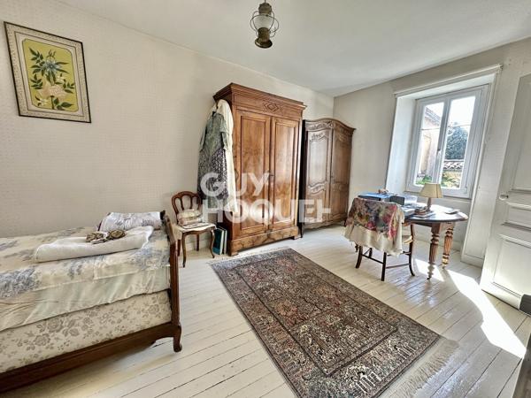 Maison Fontenay Le Comte 6 pièce(s) 179.50 m2