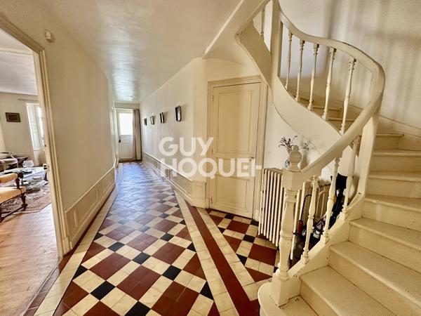 Maison Fontenay Le Comte 6 pièce(s) 179.50 m2