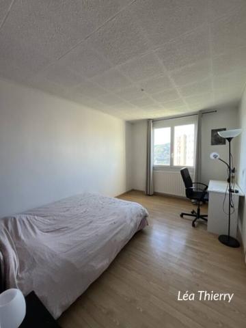 Appartement à louer 5 pièces de 79 m²