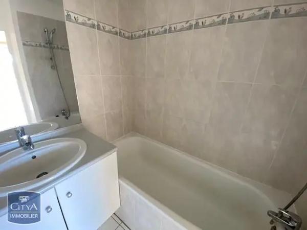 Appartement à louer 2 pièces 43.4m²