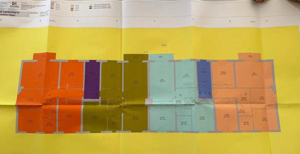 Immeuble de rapport de huits appartements et deux terrains à bâtir.