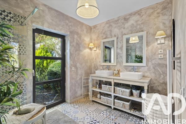 Maison à vendre 6 pièces 261 m² Aups