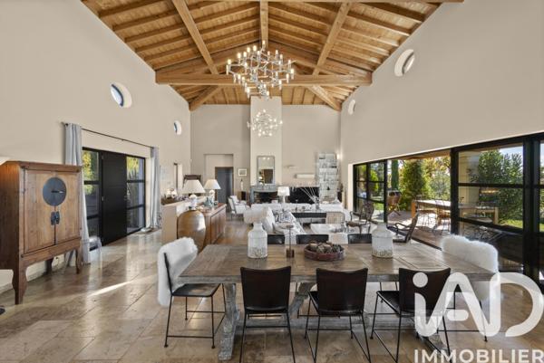 Maison à vendre 6 pièces 261 m² Aups