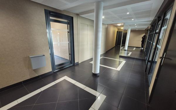 Appartement à vendre    2 pièces • 44,48 m2 Launaguet