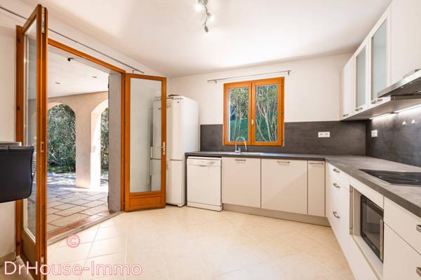 Maison à vendre 8 pièces de 199 m²