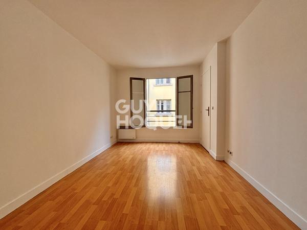 PORTE DE CLIGNANCOURT - 3 PIÈCES - 61,06 M² - 3 CAVES