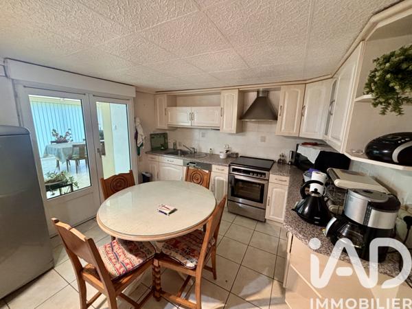 Maison à vendre 8 pièces 174 m² Plouguerneau