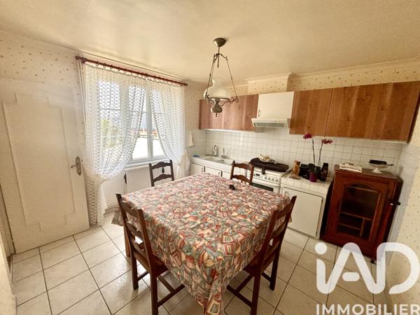 Maison à vendre 8 pièces 174 m² Plouguerneau