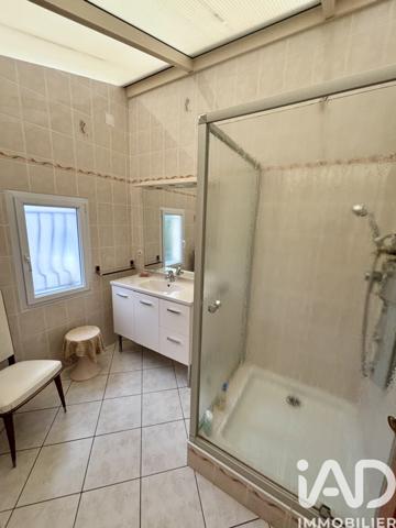 Maison à vendre 8 pièces 174 m² Plouguerneau