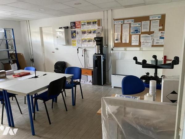 LOCAL D'ACTIVITE LANION