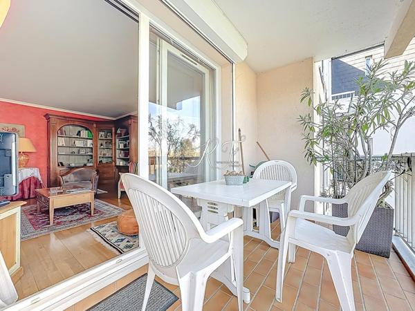 appartement familiale avec 3 chambres et double séjour