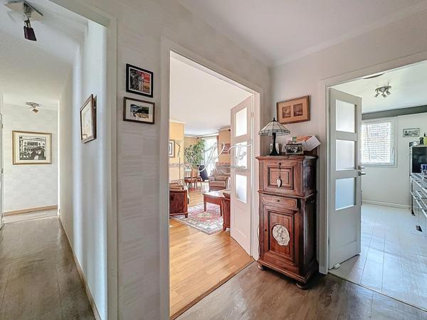 appartement familiale avec 3 chambres et double séjour