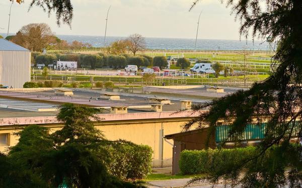 Appartement à vendre    2 pièces • 58,60 m2 Cagnes-sur-Mer