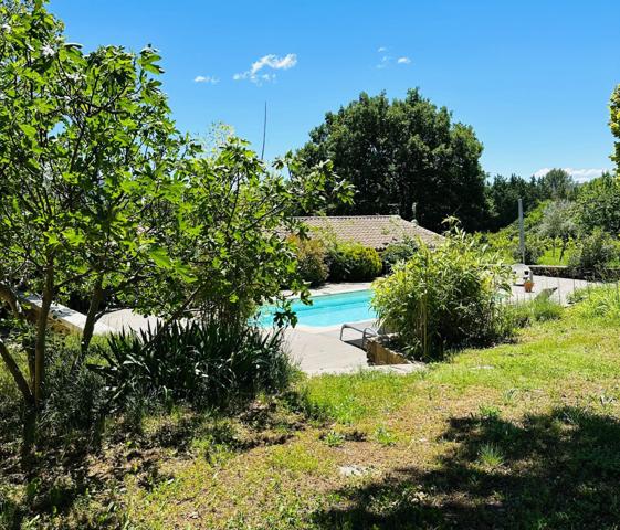 Maison de charme avec piscine à Mane