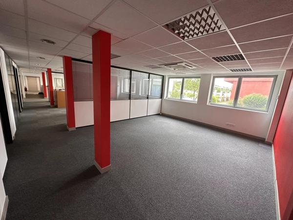 Vente Bureau 8 pièces 262 m2 à Scy-Chazelles
