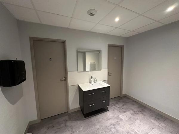 Vente Bureau 8 pièces 262 m2 à Scy-Chazelles