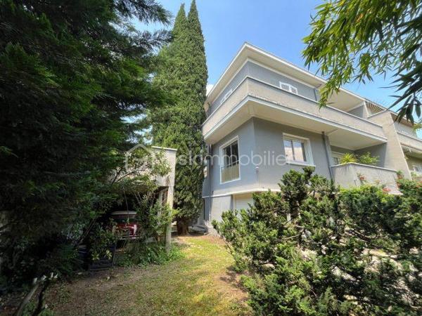Maison de 232 m²