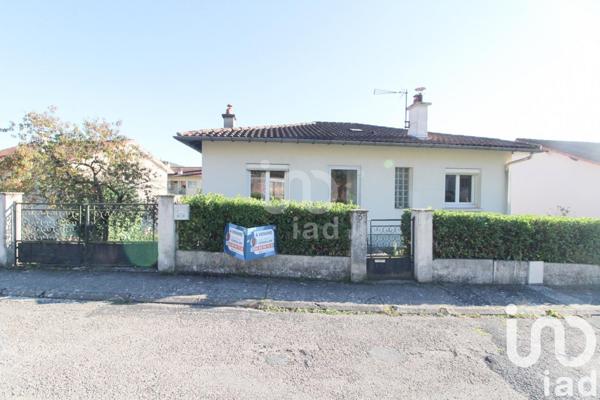 Maison 6 pièces de 120 m² à Saint-Affrique (12400)