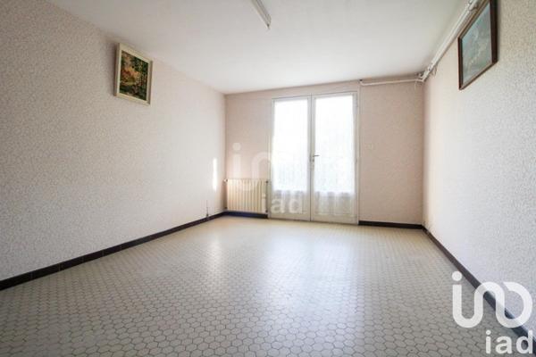 Maison 6 pièces de 120 m² à Saint-Affrique (12400)