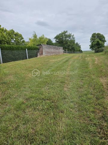 Terrain de 1 035 m²