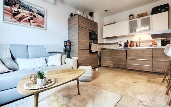 Appartement à vendre    2 pièces • 41 m2 Saint-Priest