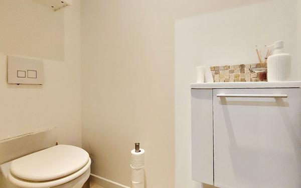 Appartement à vendre    2 pièces • 41 m2 Saint-Priest