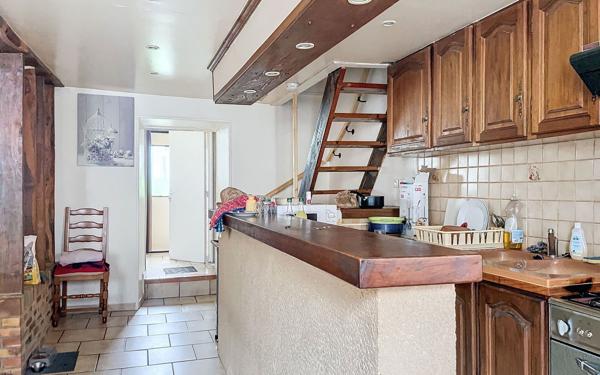 Maison à vendre    2 pièces •  Boussac