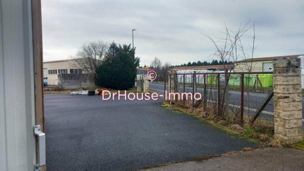 Bien immobilier à vendre 10 pièces de 990 m²