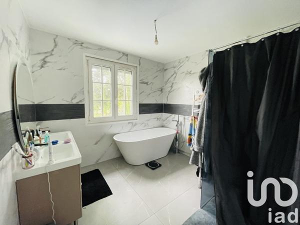 Maison à vendre 5 pièces 134 m² Saint-Denis-en-Val