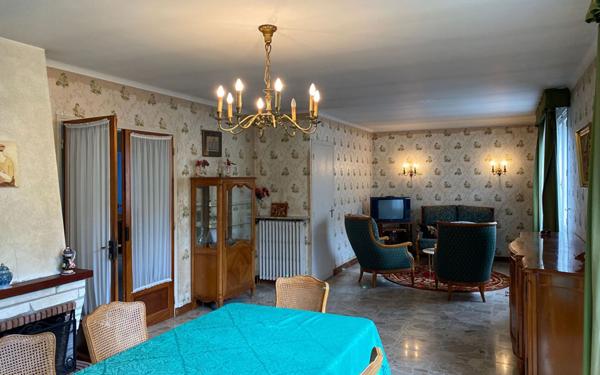 Maison à vendre    5 pièces •  Montoire-sur-le-Loir