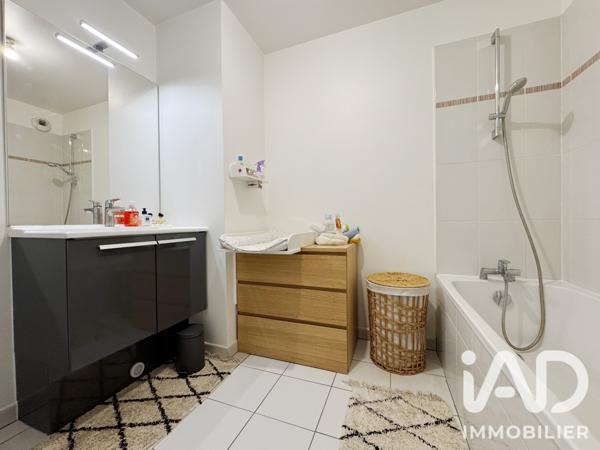 Location appartement 3 pièces 66,5 m² Asnières-sur-Seine