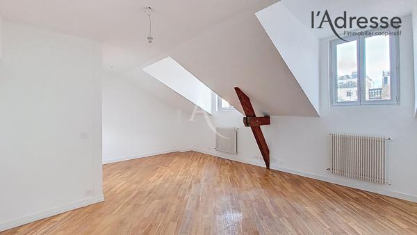 SURESNES/ CARNOT GAMBETTA Appartement dernier étage 2/3 pièces 54m² avec cave