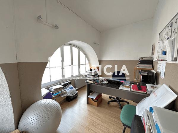 Location Local commercial 2 pièces 139 m² - 13 BIS PLACE P. SEMARD Beziers 34500