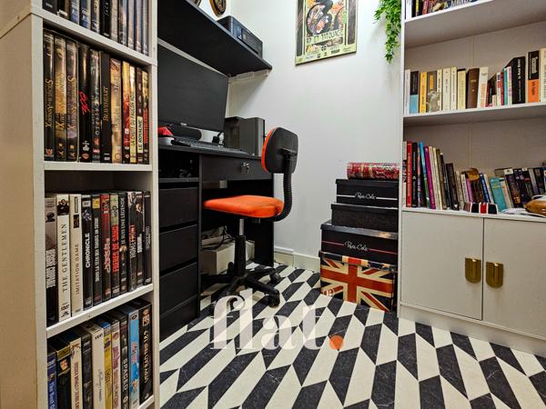 Nantes - petite avenue de Longchamp - T2 - 52.50m2 - balcon expose ouest - garage boxé