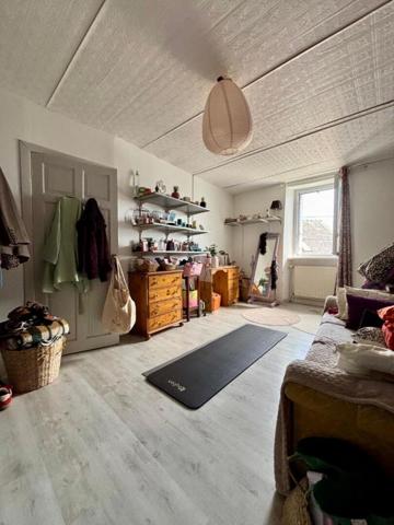 Maison de bourg 7 pièce(s) 180 m2