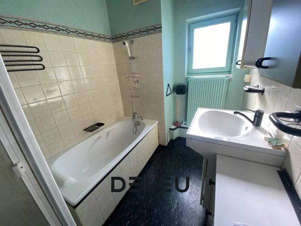 Vente immobilière : Maison à Wasquehal  5 pièces 100 m² 250 000 €- Deleu Immobilier Wasquehal.
