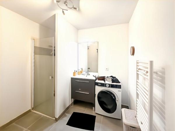 Appartement T2 Castelnau-Le-Lez  42 m², Terrasse, Garage couvert