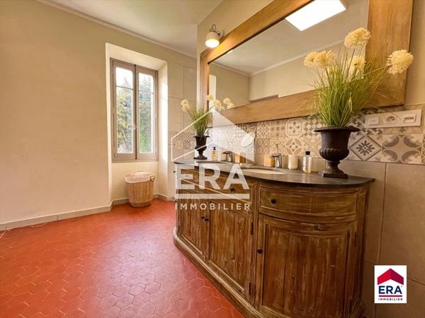 Mas Loriol Du Comtat 196 m2