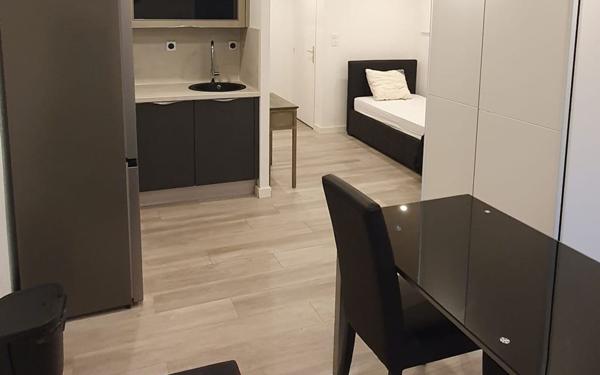 Appartement à louer    1 pièce •  Valleiry