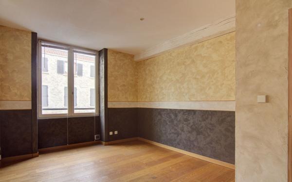 Appartement à vendre    4 pièces • 93,13 m2 Saint-Paul-en-Jarez