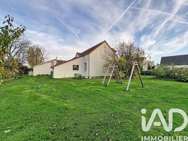 Maison à vendre 7 pièces 241 m² Évry-Grégy-sur-Yerre