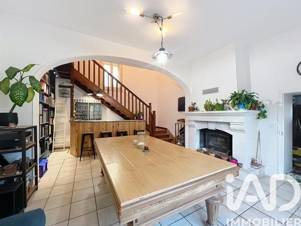 Maison à vendre 7 pièces 241 m² Évry-Grégy-sur-Yerre