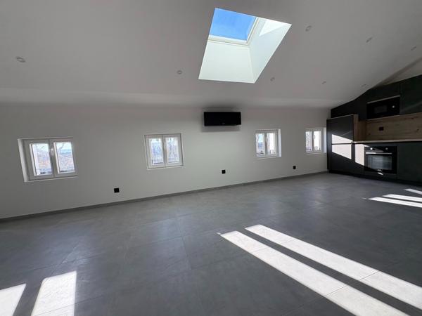 DUPLEX NEUF AU CALME ET PROCHE DE CENTRE VILLE