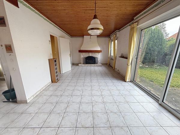 PLAIN PIED SEMI-INDIVIDUELLE DE 94 M2 AVEC JARDIN GARAGE.